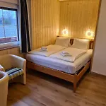 Haus Alpenrose Pensionat *