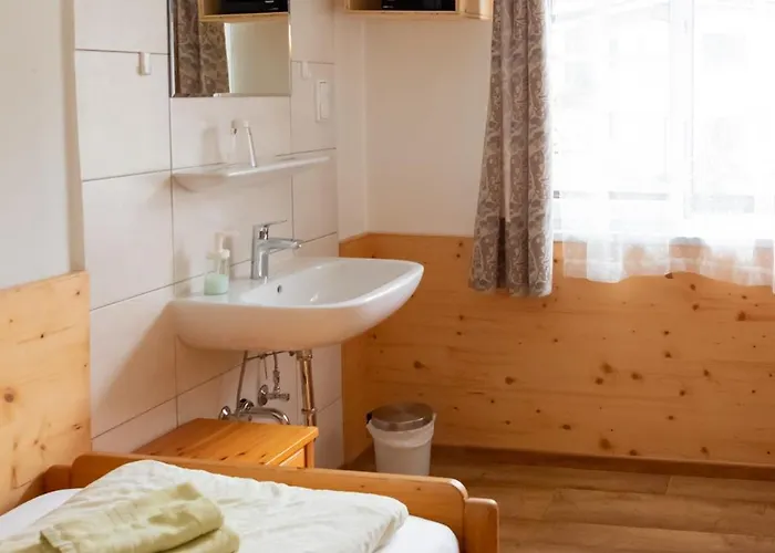 Haus Alpenrose Gasthof *