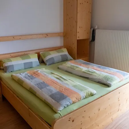 Haus Alpenrose * אוברטראון